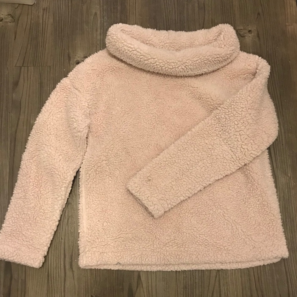 EUC light pink Sherpa sweater